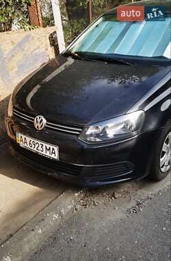 Седан Volkswagen Polo 2012 в Киеве