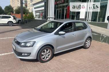 Хэтчбек Volkswagen Polo 2011 в Черновцах