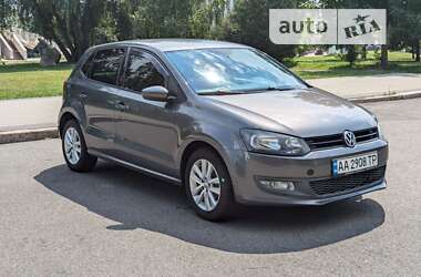 Хэтчбек Volkswagen Polo 2010 в Чернигове