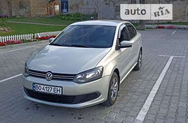 Седан Volkswagen Polo 2012 в Тернополе