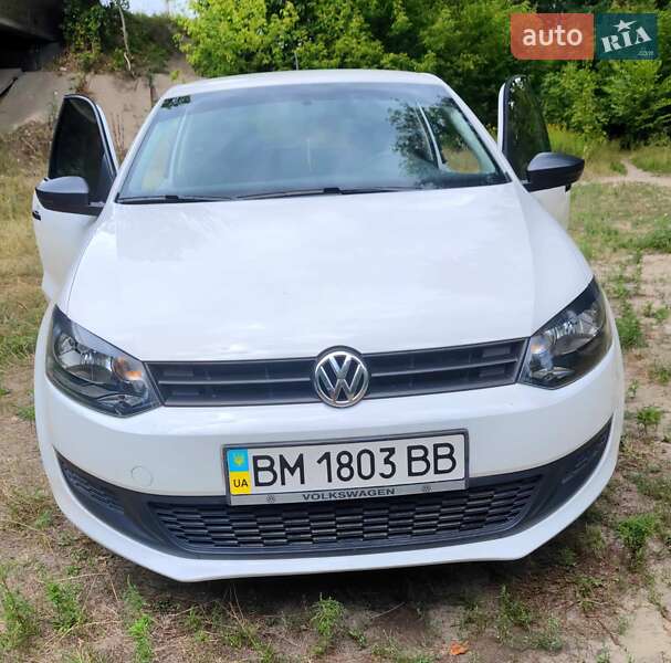 Хэтчбек Volkswagen Polo 2014 в Сумах
