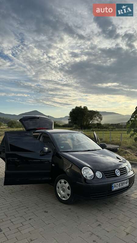 Хетчбек Volkswagen Polo 2002 в Хусті
