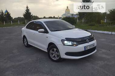 Седан Volkswagen Polo 2011 в Тернополе