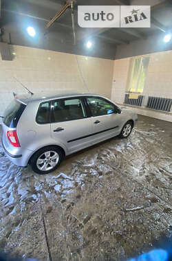 Хэтчбек Volkswagen Polo 2003 в Зачепиловке