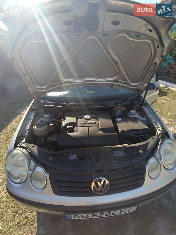 Хетчбек Volkswagen Polo 2003 в Томашполі