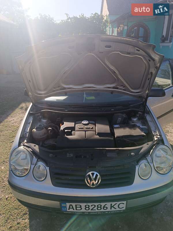 Хетчбек Volkswagen Polo 2003 в Томашполі