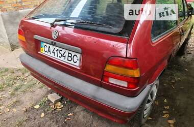 Седан Volkswagen Polo 1990 в Корсуне-Шевченковском