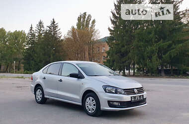 Седан Volkswagen Polo 2019 в П'ятихатках