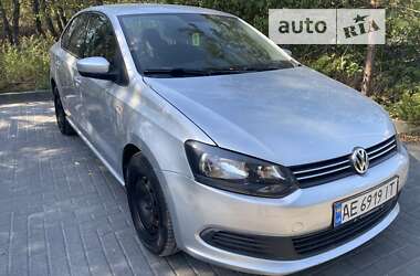 Седан Volkswagen Polo 2011 в Новомосковске