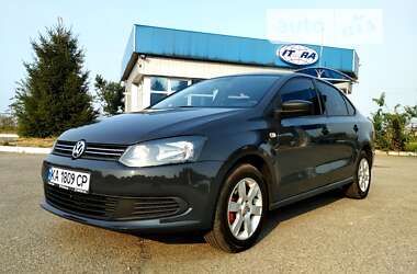 Седан Volkswagen Polo 2012 в Мене