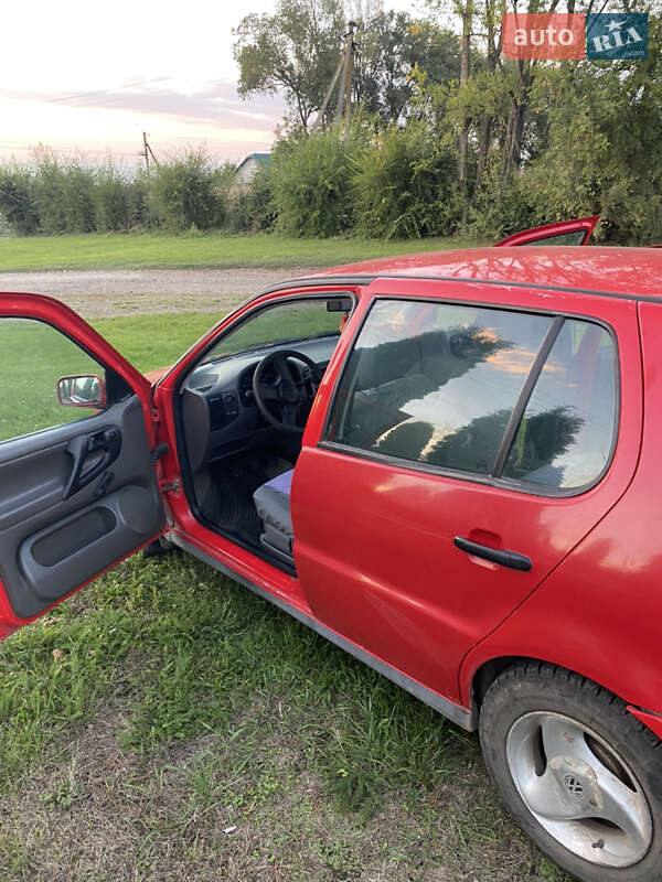 Хэтчбек Volkswagen Polo 1997 в Черновцах фото 4 Хэтчбек Volkswagen Polo 1997 в Черновцах