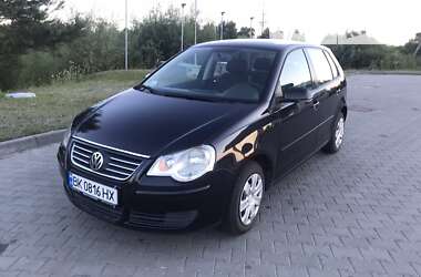 Седан Volkswagen Polo 2005 в Старій Вижівці