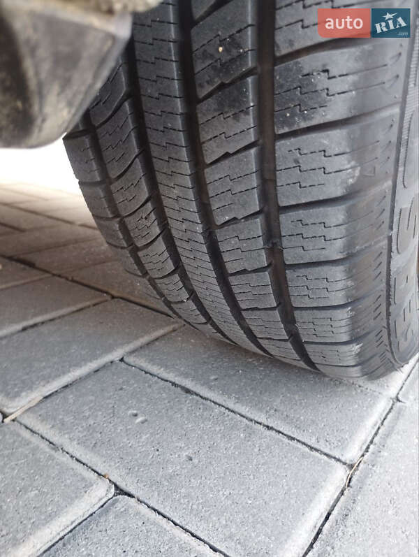 Хэтчбек Volkswagen Polo 2006 в Каменец-Подольском