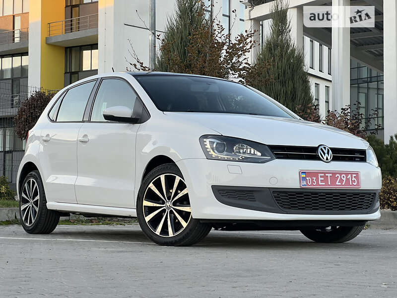 Хетчбек Volkswagen Polo 2012 в Радивиліві