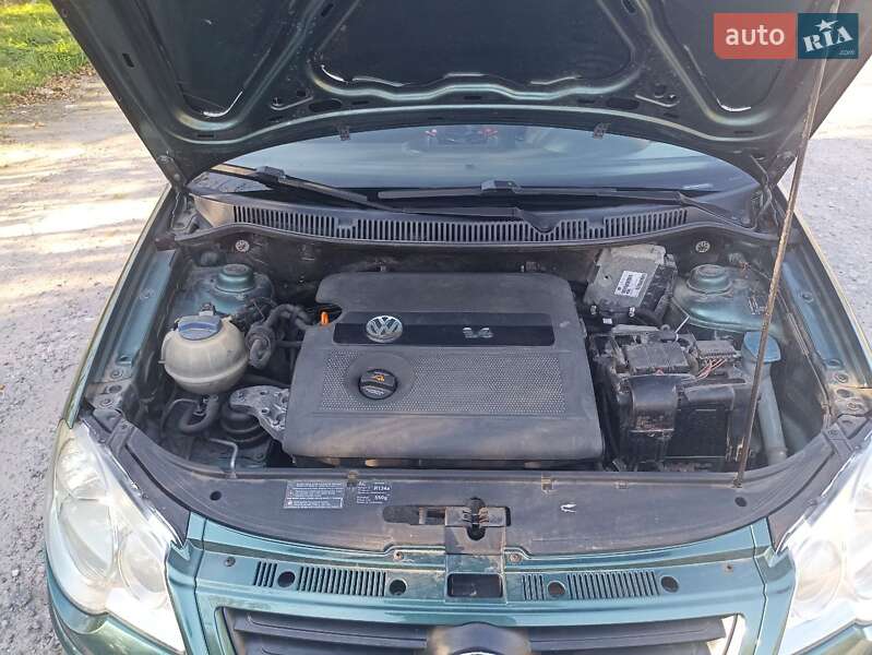 Хетчбек Volkswagen Polo 2006 в Могилів-Подільському