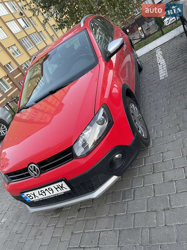 Хэтчбек Volkswagen Polo 2015 в Хмельницком