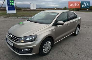 Седан Volkswagen Polo 2018 в Полтаве