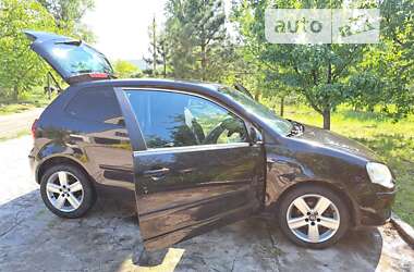 Хетчбек Volkswagen Polo 2006 в Аулях