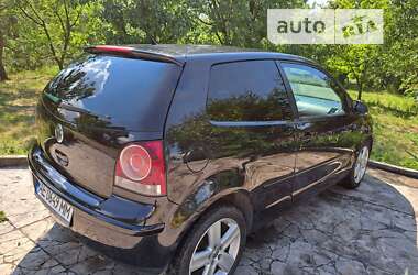 Хетчбек Volkswagen Polo 2006 в Аулях