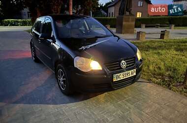 Хетчбек Volkswagen Polo 2007 в Городку