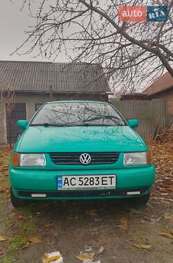 Хэтчбек Volkswagen Polo 1995 в Владимир-Волынском