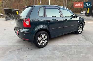 Хэтчбек Volkswagen Polo 2004 в 