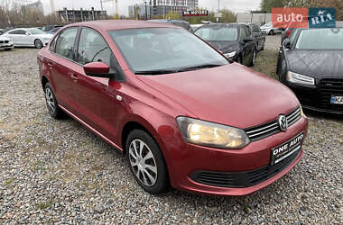 Седан Volkswagen Polo 2012 в Киеве