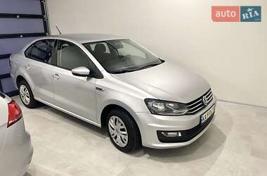 Седан Volkswagen Polo 2018 в Киеве