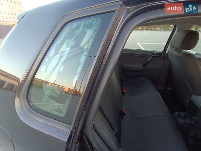 Хетчбек Volkswagen Polo 2005 в Черкасах