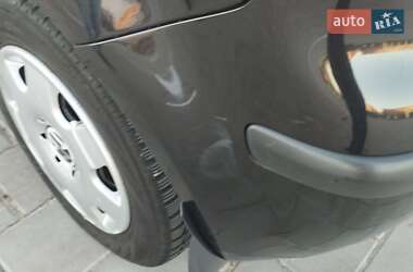 Хэтчбек Volkswagen Polo 2005 в 