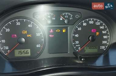 Хэтчбек Volkswagen Polo 2005 в 