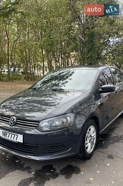 Седан Volkswagen Polo 2013 в Черкасах