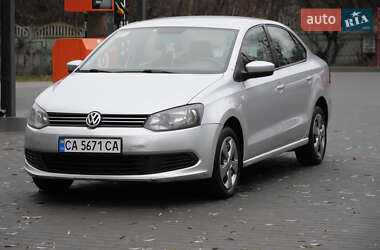 Седан Volkswagen Polo 2013 в Каневі