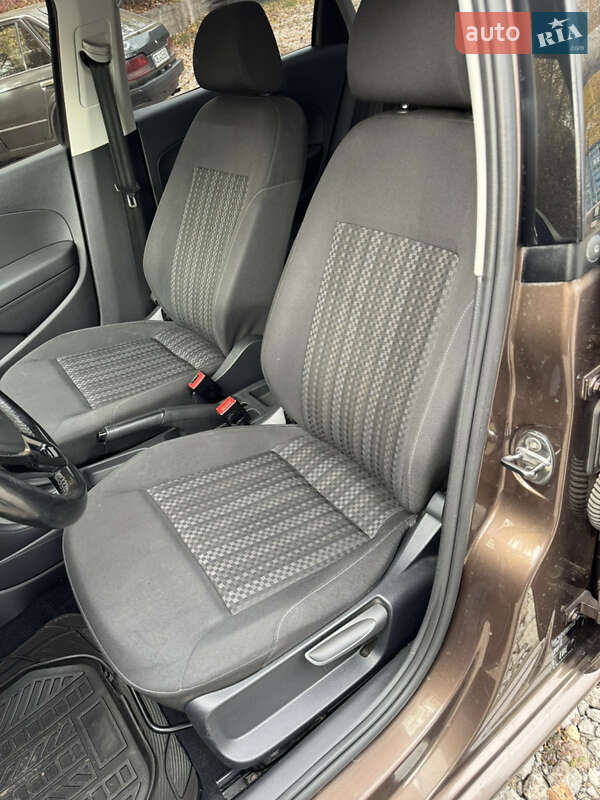 Седан Volkswagen Polo 2017 в Киеве