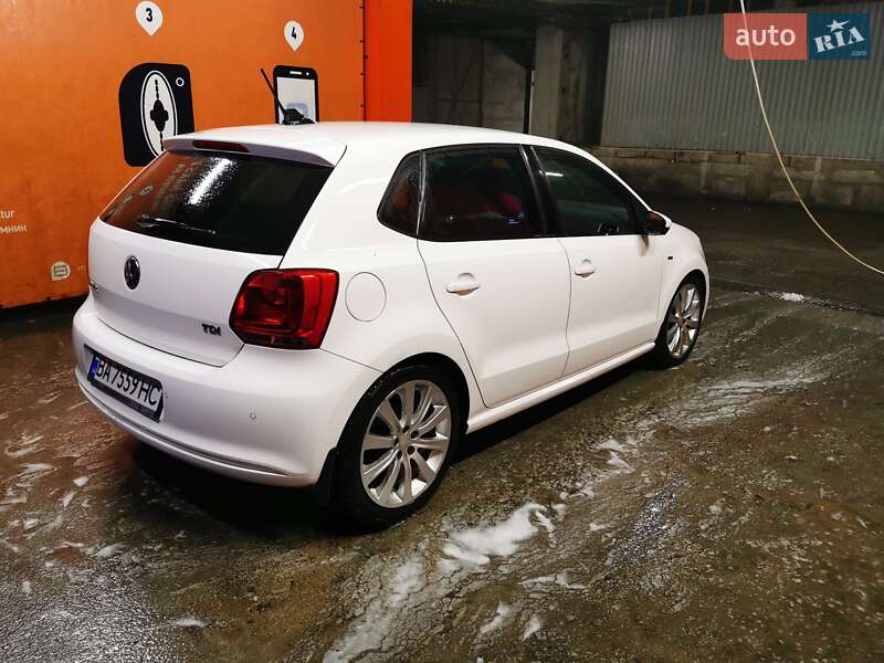 Хэтчбек Volkswagen Polo 2013 в Кропивницком
