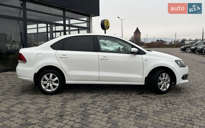 Седан Volkswagen Polo 2013 в Мукачевому