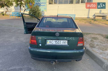 Седан Volkswagen Polo 1996 в Киеве