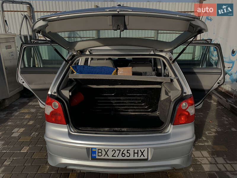 Хетчбек Volkswagen Polo 2003 в Ізяславі