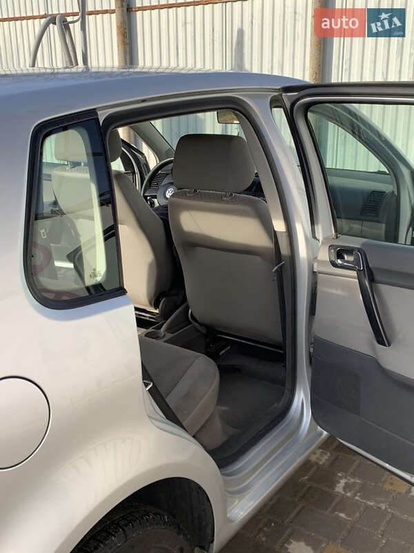 Хетчбек Volkswagen Polo 2003 в Ізяславі