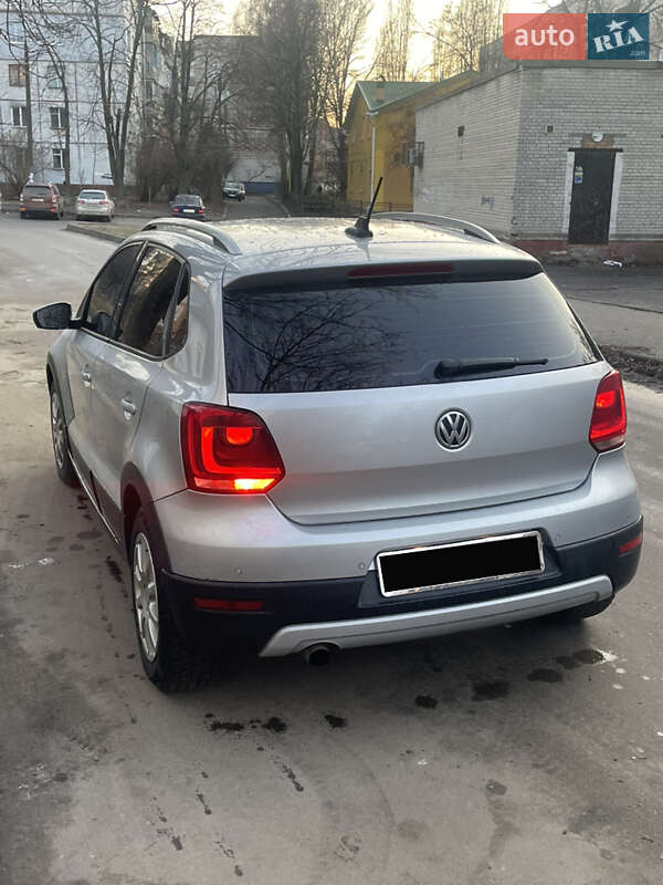 Хэтчбек Volkswagen Polo 2011 в Сумах фото 4 Хэтчбек Volkswagen Polo 2011 в Сумах
