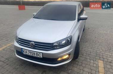 Седан Volkswagen Polo 2017 в Коростені