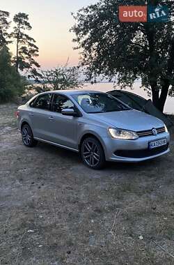 Седан Volkswagen Polo 2013 в Києві