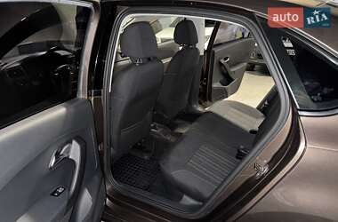 Седан Volkswagen Polo 2017 в 