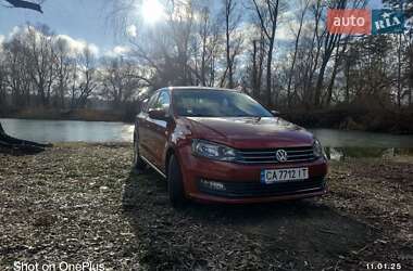 Седан Volkswagen Polo 2017 в Черкасах