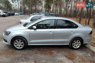 Седан Volkswagen Polo 2012 в Києві