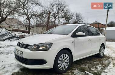 Седан Volkswagen Polo 2013 в Хмельницькому