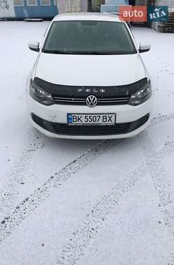 Седан Volkswagen Polo 2013 в Ровно