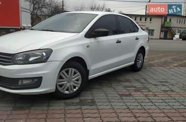 Седан Volkswagen Polo 2016 в Києві