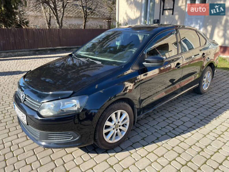 Седан Volkswagen Polo 2011 в Ужгороде