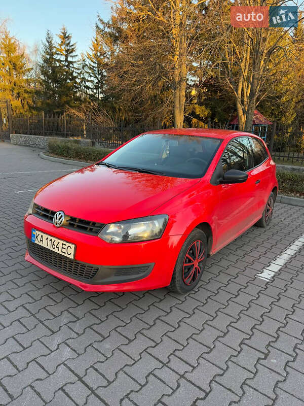 Хетчбек Volkswagen Polo 2012 в 